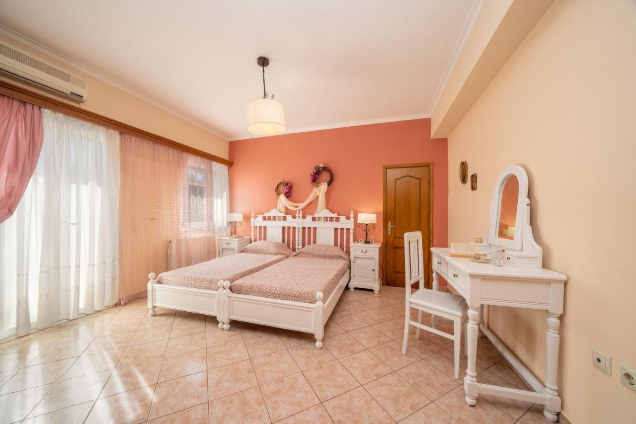 Artemis Superb 2 Bedroom Apartment 700 M Away From The Beach Minia Exterior foto